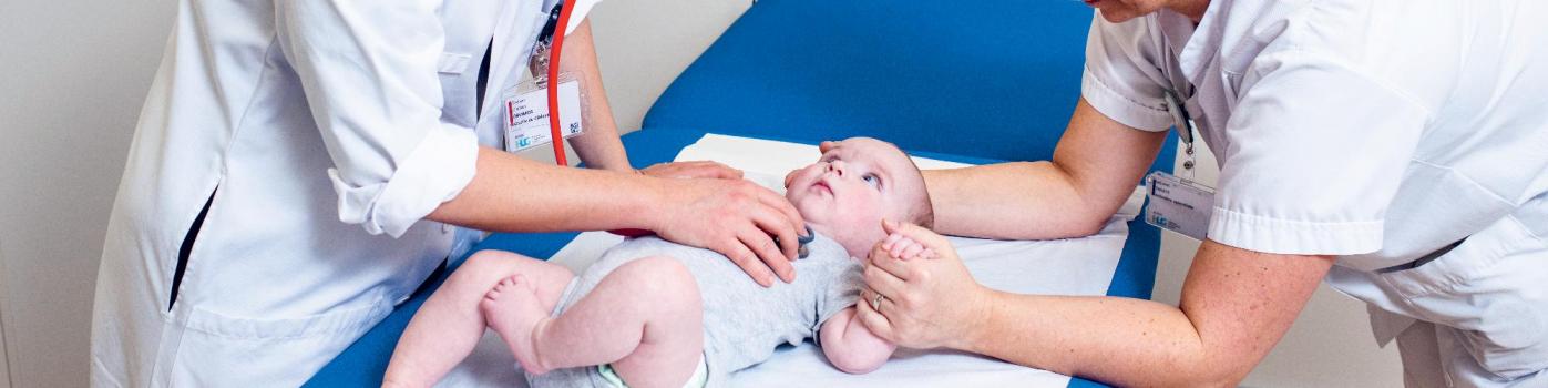 enfant en consultation